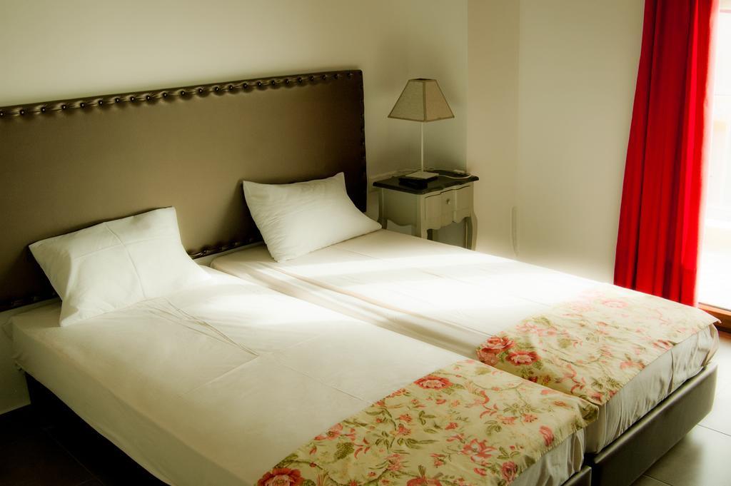 Emmeleia Accommodation By Maria Riga Ouranoupoli Room photo